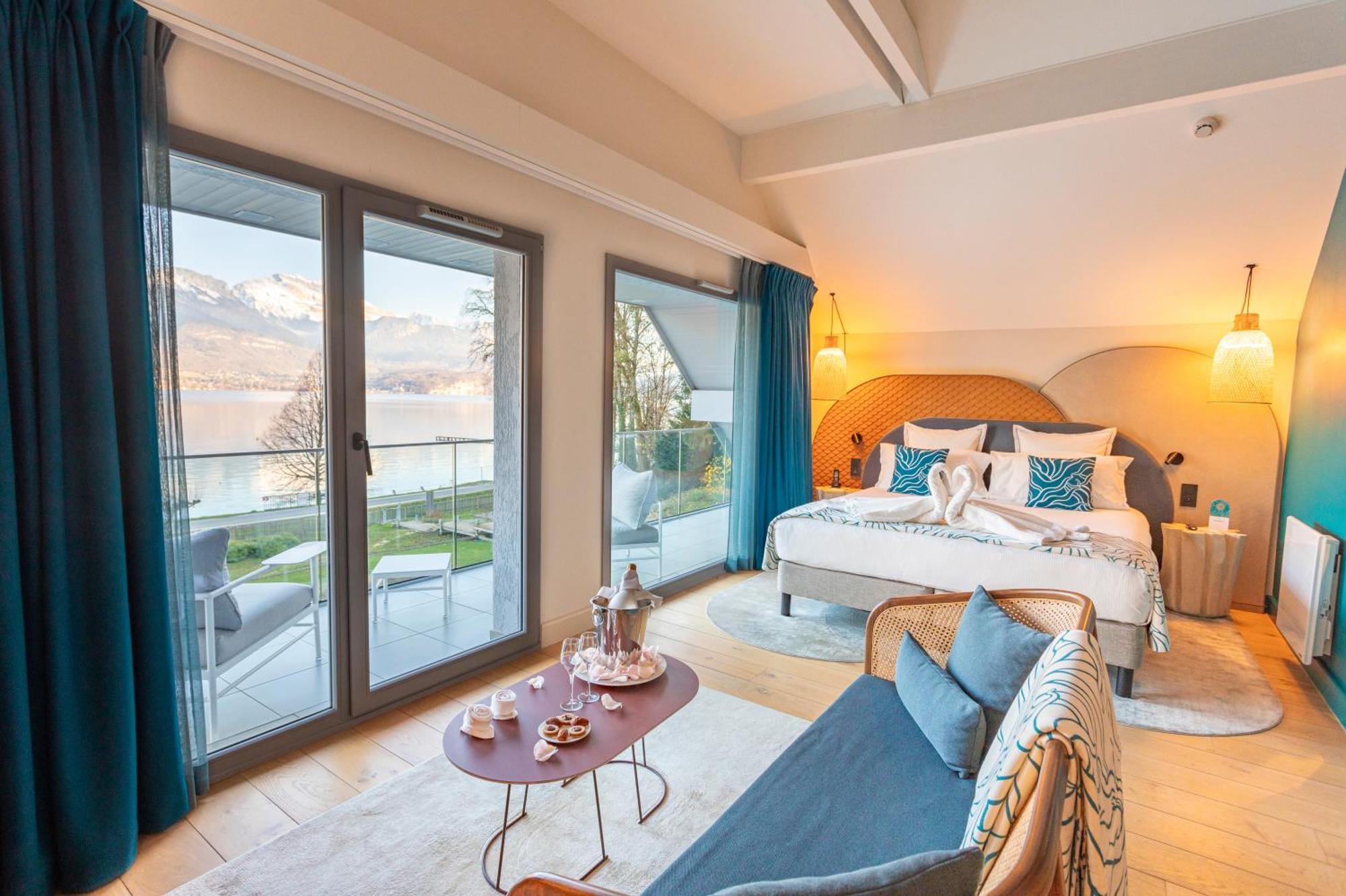 Black Bass Hotel Sevrier Bagian luar foto